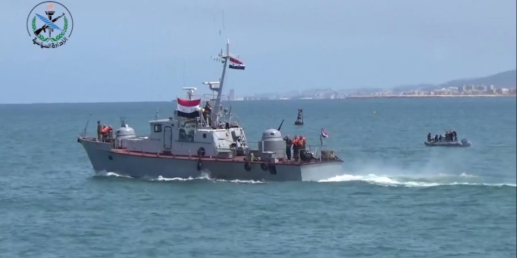 بيان عملي بحري سوري روسي بالذخيرة الحية بإحدى القواعد البحرية في طرطوس